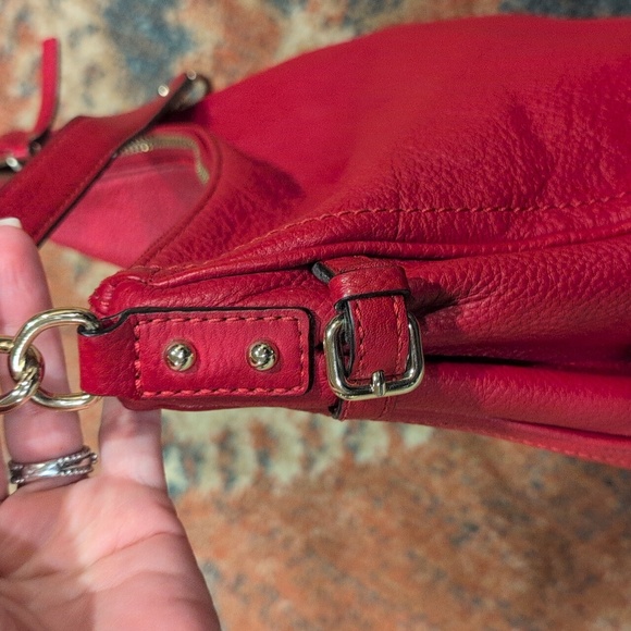 Kate Spade Red Pebbled Leather Shoulder Bag With Gold Chain Hardware.  EUC - Picture 4 of 9